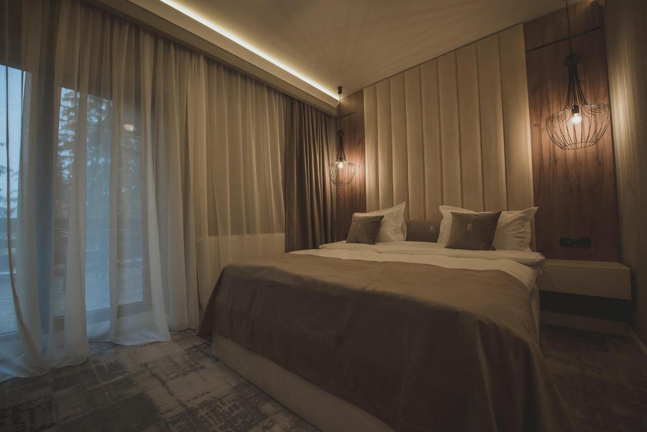 Elexus Boutique Hotel Predeal Exterior photo